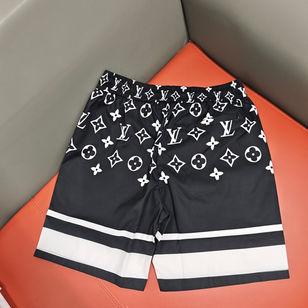 ブランドハーフパンツ側面デザイン